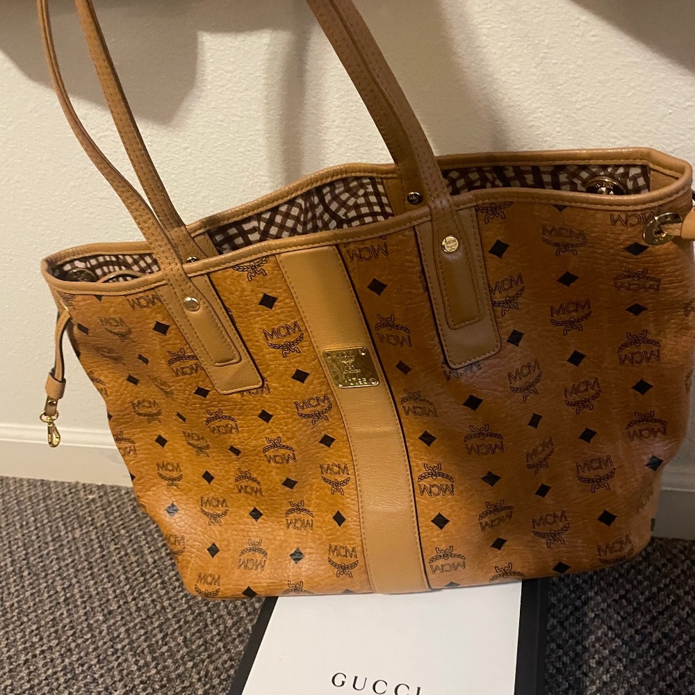 MCM reversible medium Tote